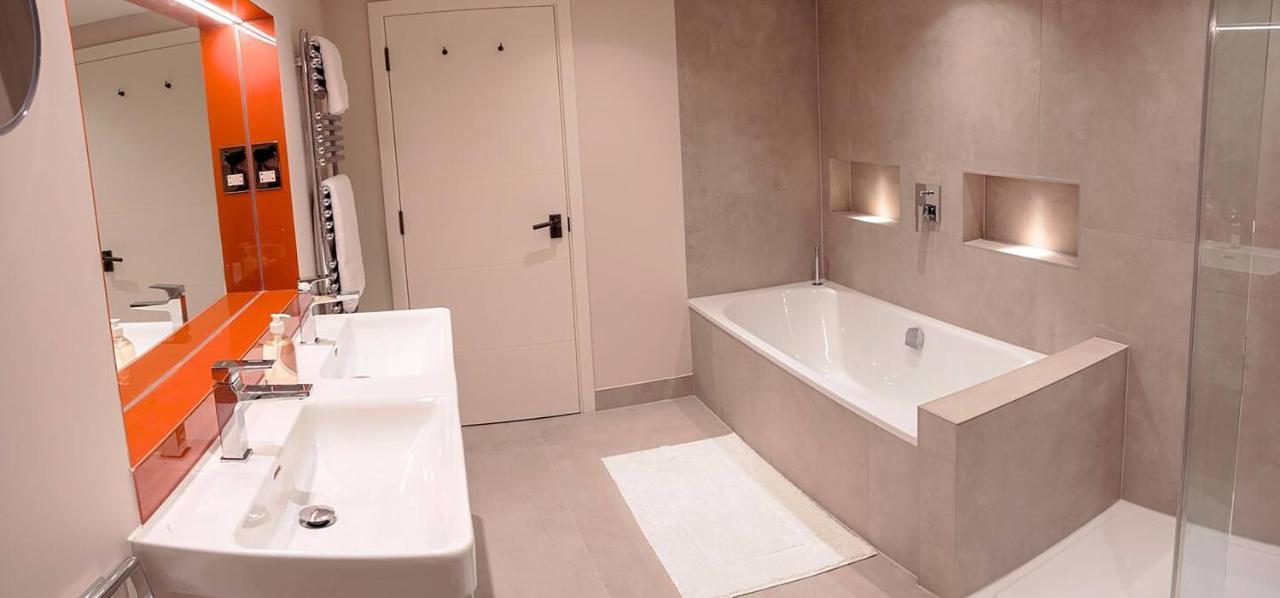 Sohot Stays The Royal Suite Harbour Views Sleeps 4 램즈게이트 외부 사진